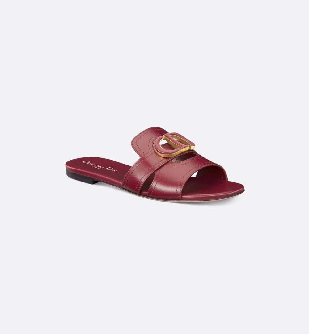 30 Montaigne Slide